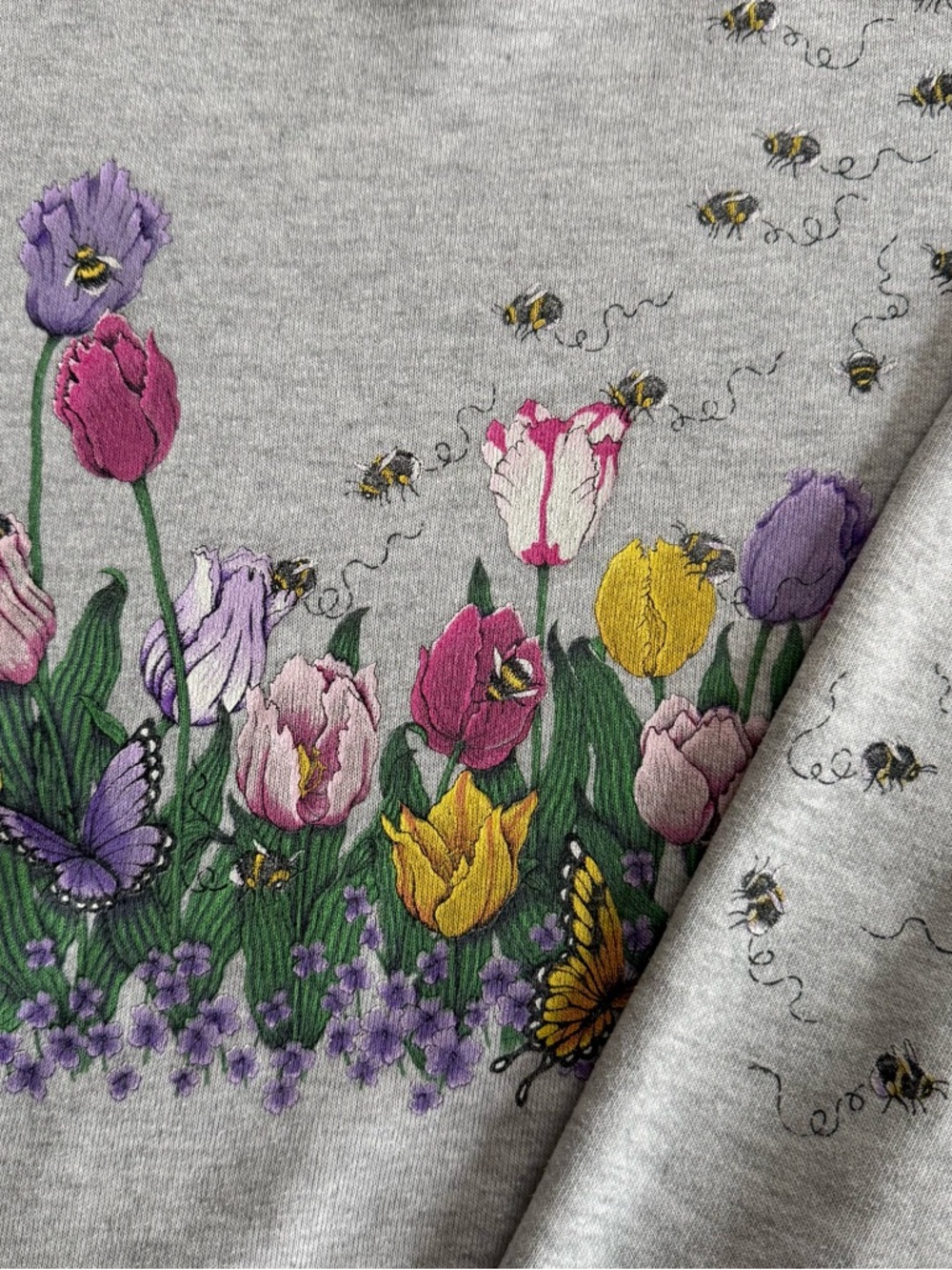 Vintage 90s Spring Flowers and Bees Heather Gray Cottage Sweatshirt ~ Size Large - Picture 5 of 7